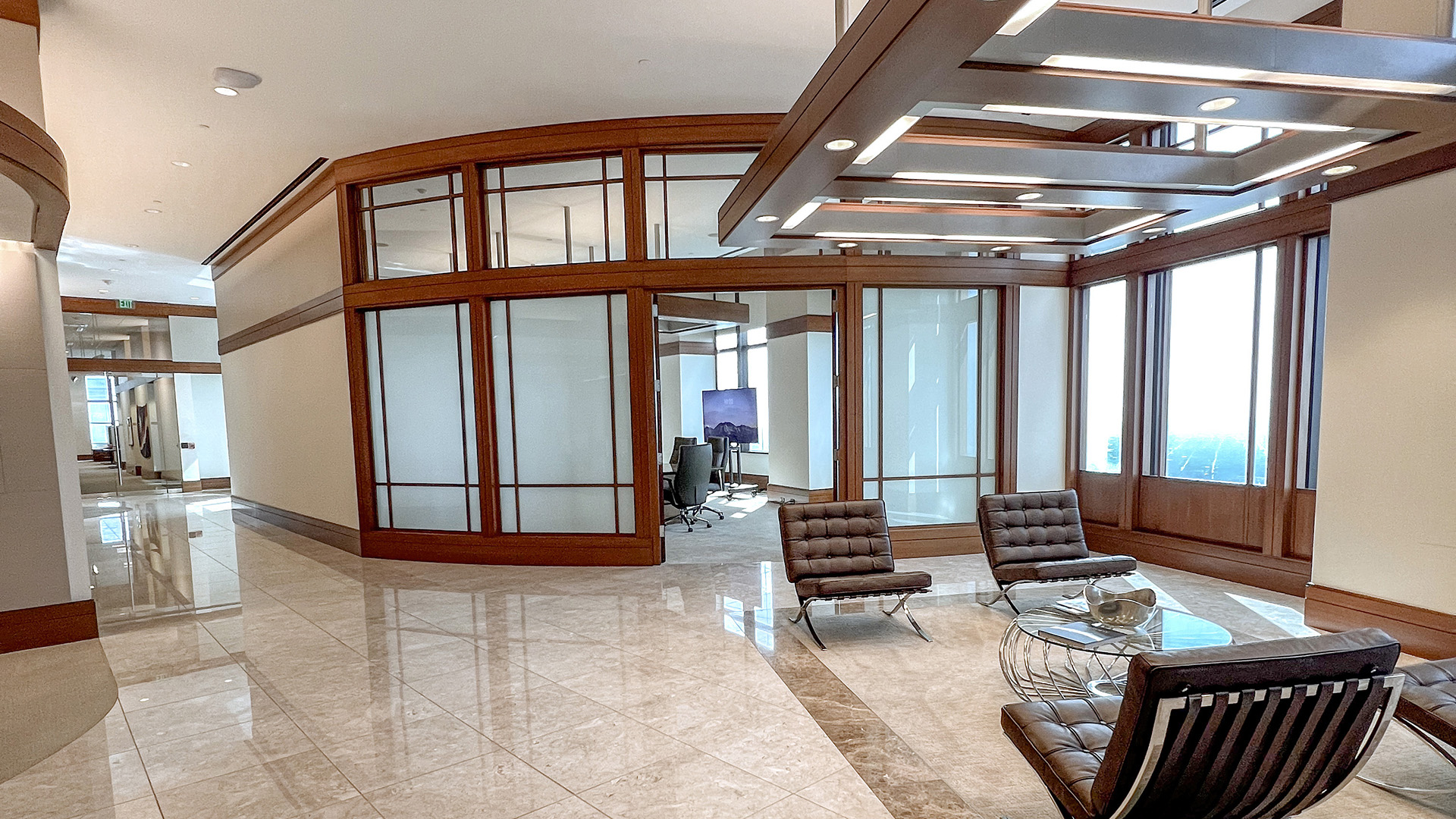 1000 Louisiana - Reception Photo 4